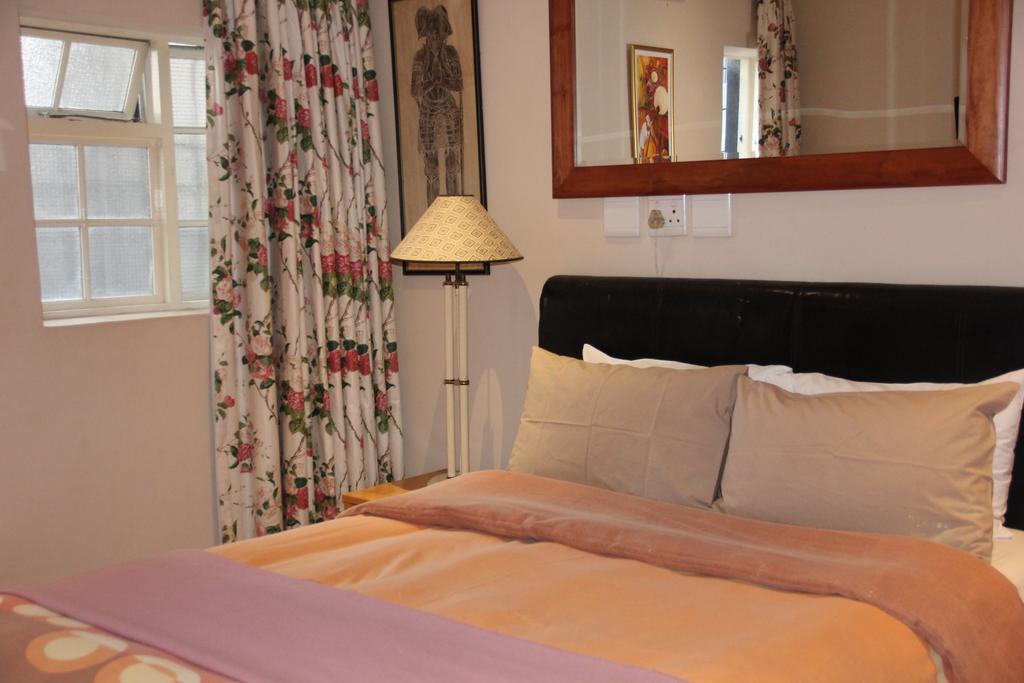 Forty8 Backpackers Hotel Cape Town Ngoại thất bức ảnh